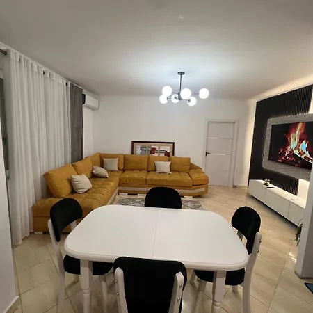 Apartment Pishat E Buta *