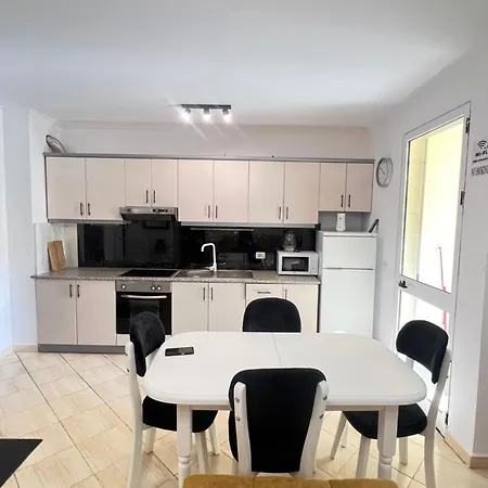 Apartment Pishat E Buta Golem (Tirana)